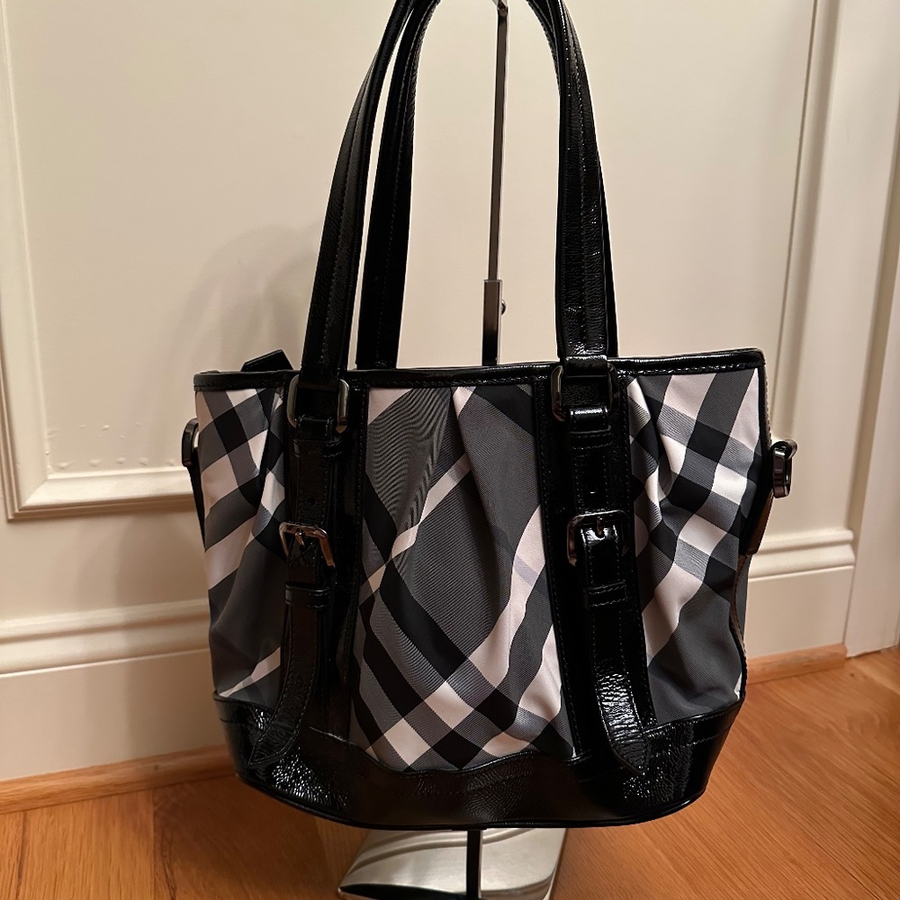 Vintage Burberry Shoulder Bag. Classic black & white plaid w/ patent leather.